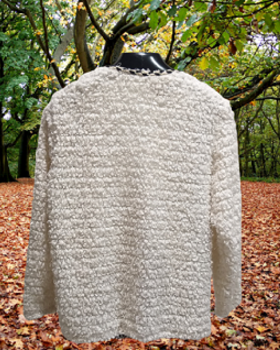 Ζακέτα στο  χρώμα του πάγου