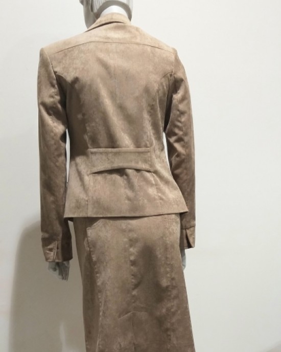 Ταγιέρ σε μπεζ χρώμα