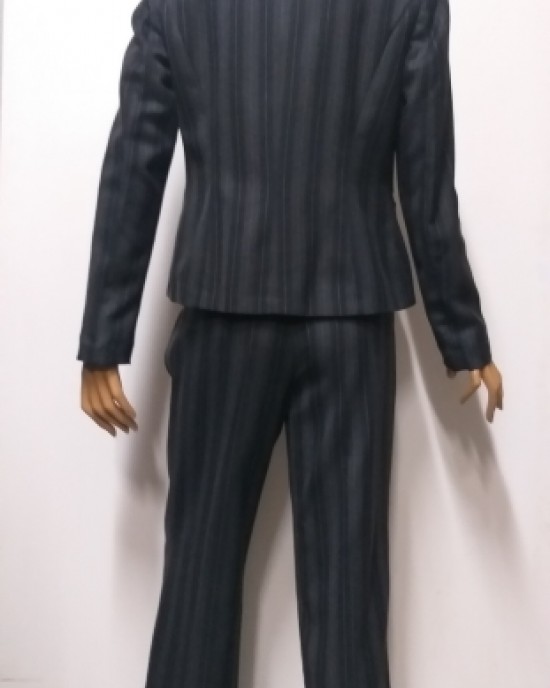 ΚΟΣΤΟΥΜΙ-ΣΑΚΑΚΙ ΓΚΡΙ με ΡΙΓΑ BADOO