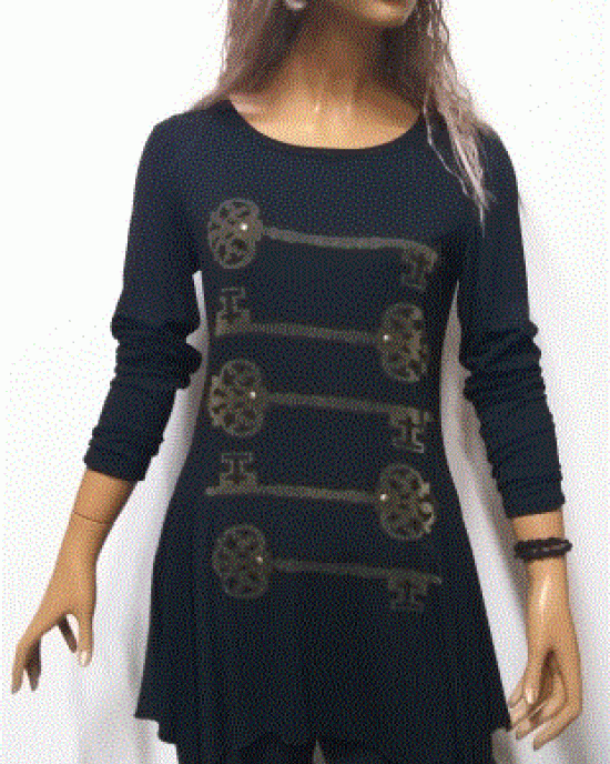 ΜΠΛΟΥΖΑ ΜΑΚΡΥΑ 